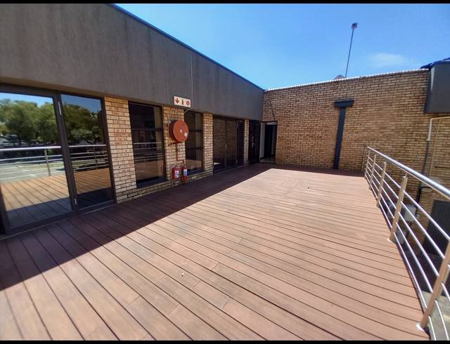 277M² OFFICE TO LET IN HURLINGHAM